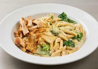Chicken Broccoli Alfredo